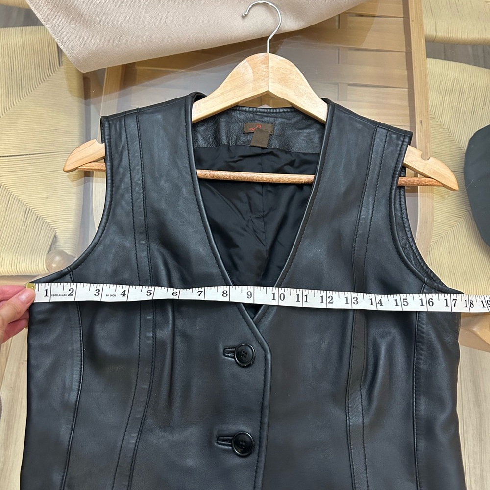 Danier Black Leather Vest - Picture 10 of 10